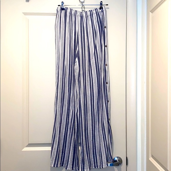 Women’s Striped Pants - Picture 2 of 6